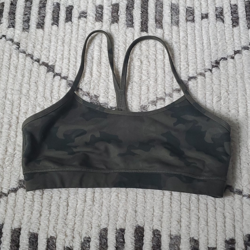 Lululemon Flow Y Sports Bra